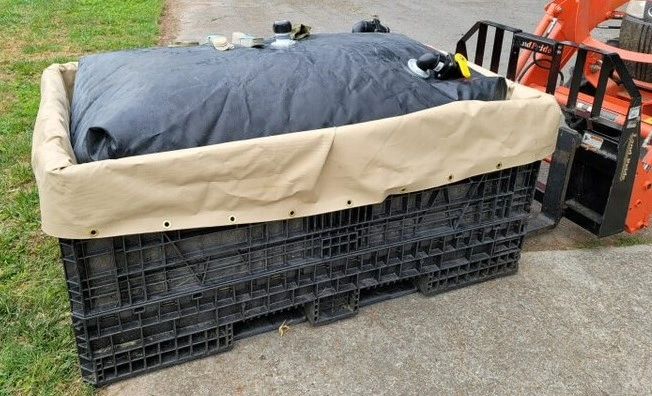 The CUBE liquid logistics container